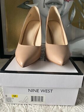 NINE WEST NUDE BLOCK HEEL PUMPS SZ 9